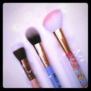 Beauty Brushes